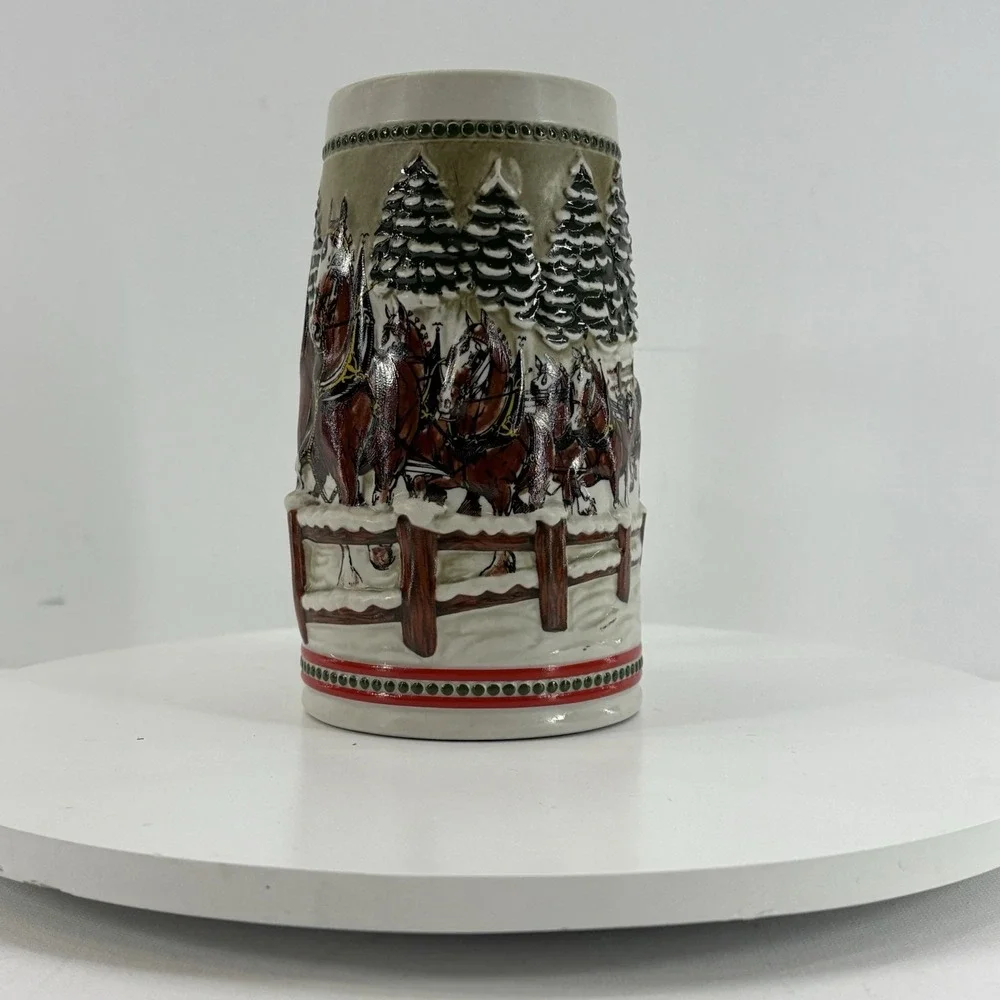 Budweiser Clydesdales Holiday Collectible Beer Stein Lot Of 2‎ Handcrafted